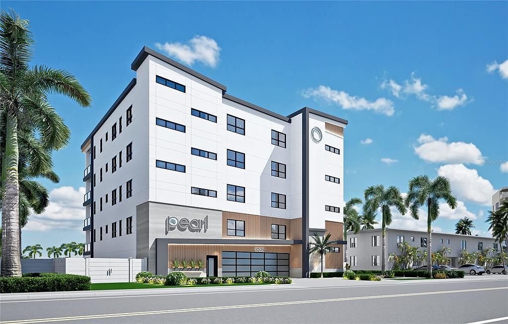 Beachfront penthouse with 64-ft Gulf terrace